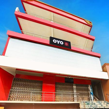 Hotel O Arvi Guest House Varanasi Exteriör bild