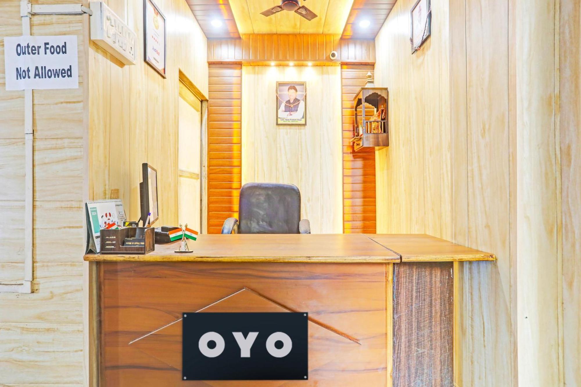 Hotel O Arvi Guest House Varanasi Exteriör bild